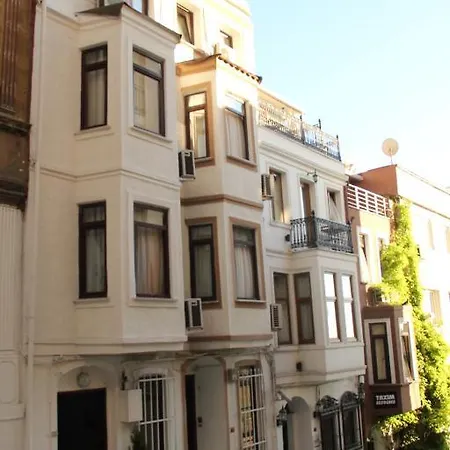 Aparthotel Taksim Square Hot 3*