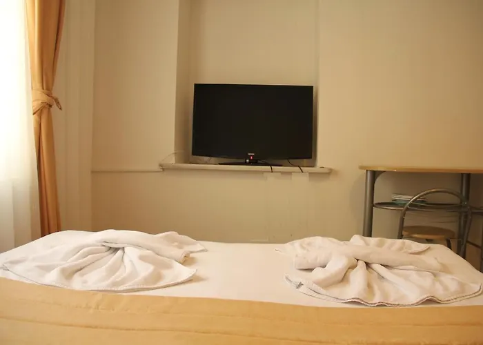 탁심 스퀘어 핫 레지던스 3*